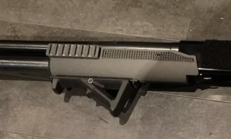 Mossberg 500 (Handguard Factory Pinned) Picatinny fore stock with removable rail